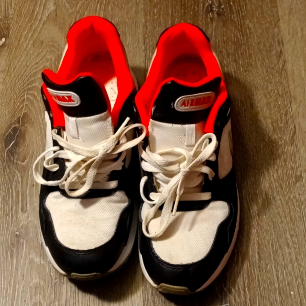 Women's Nike Running Shoe, Air Max Size 11